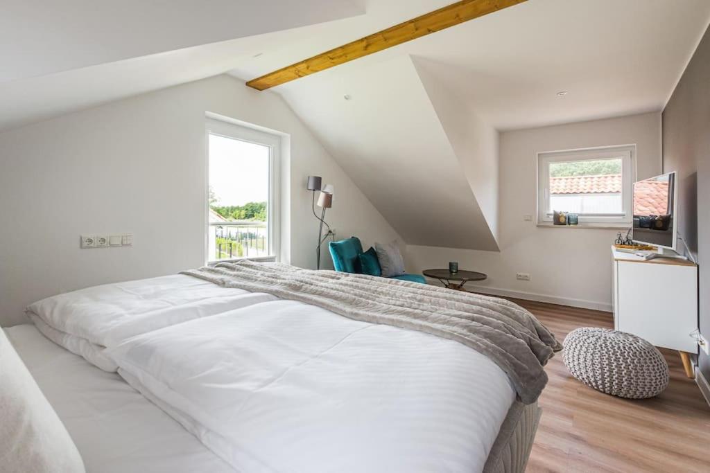 5 Sterne-Ferienhaus Eisvogel Am See Mit Sauna Und Kamin Krakow am See Dış mekan fotoğraf