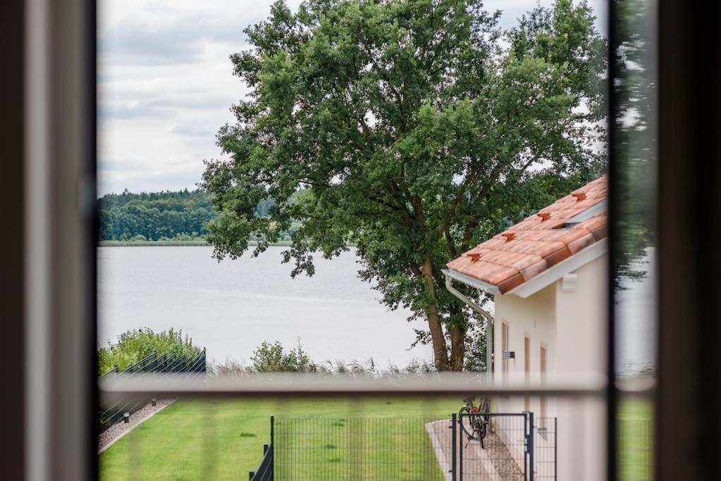 5 Sterne-Ferienhaus Eisvogel Am See Mit Sauna Und Kamin Krakow am See Dış mekan fotoğraf