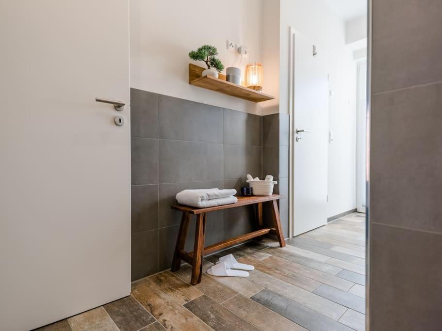 5 Sterne-Ferienhaus Eisvogel Am See Mit Sauna Und Kamin Krakow am See Dış mekan fotoğraf